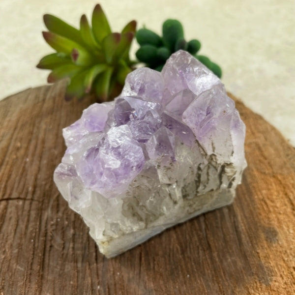 light purple amethyst crystal stone 